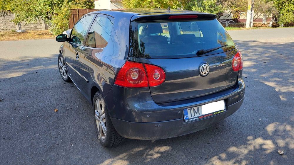 VW Golf 5 “Tour”, 3 Usi, an 2008, 1.4 MPI, 80CP, 207000 Km