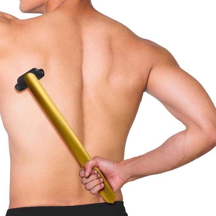 Aparat de ras pentru spate