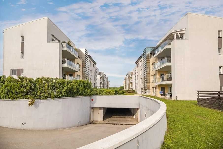 Apartament 3 camere • 118mp • 3 băi • Living 50mp • 2 locuri parcare incluse • Lângă Pădurea Băneasa • 0% comision