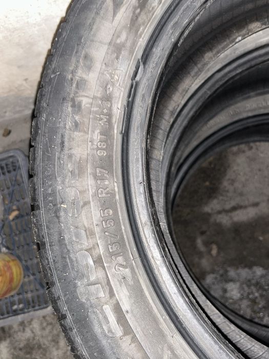 Шины для колеса машины