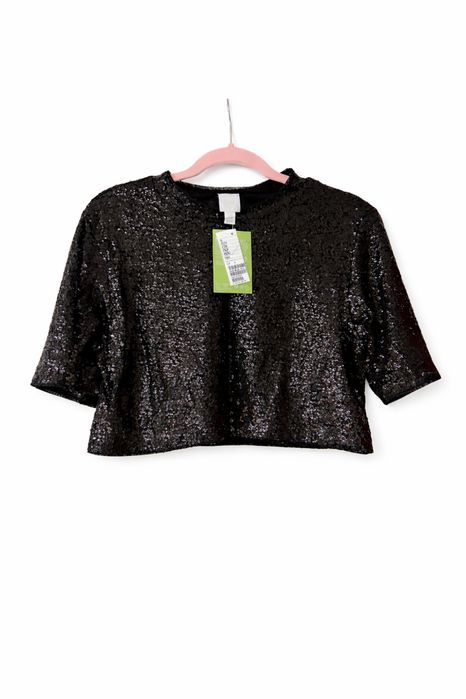 Top scurt paiete nou cu eticheta