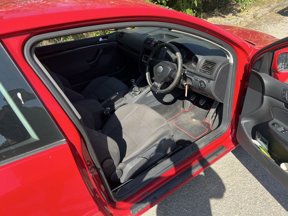 Голф 5 2.0 140 16v  само на части