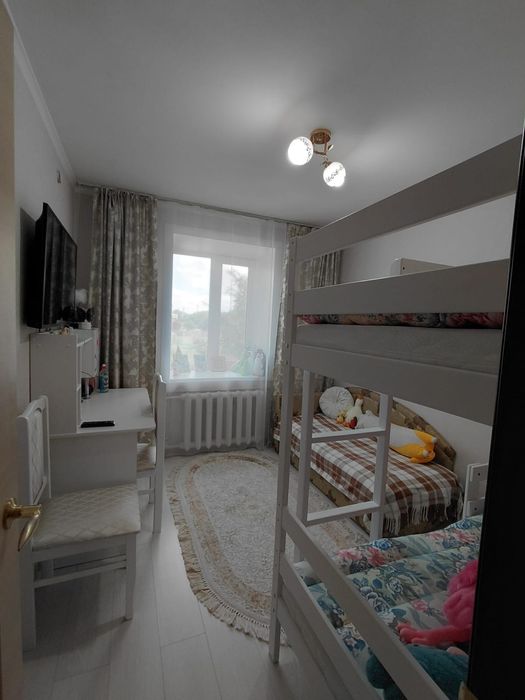 Продам трёхкомнатную квартиру