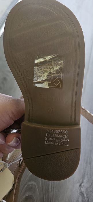 Сандали для девочки 26 р