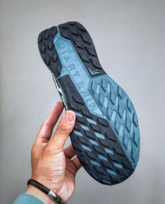 Кроссовки Nike качество отличное