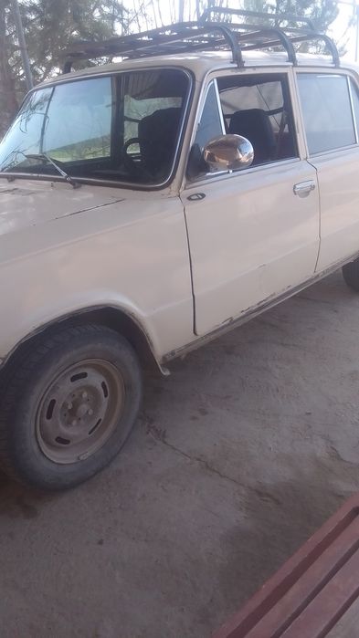 1979 yil yurib turgan mashina o11 gaz va benzinda