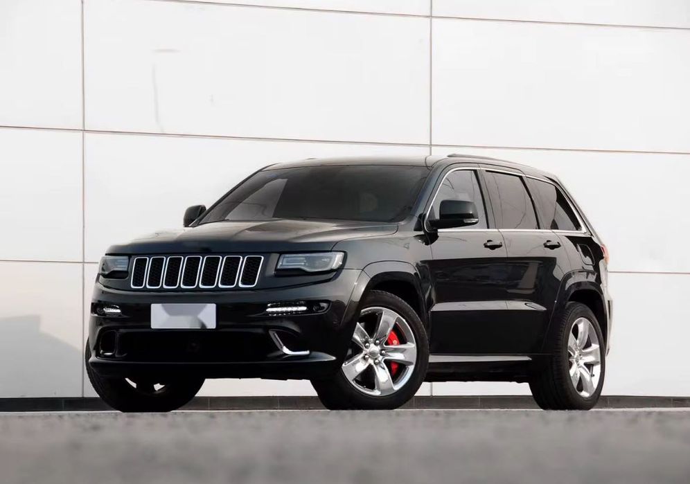 Jeep Grand cherokee wk2 2014+ SRT8 Bodykit