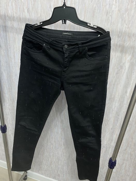 Джинсовые брюки черные