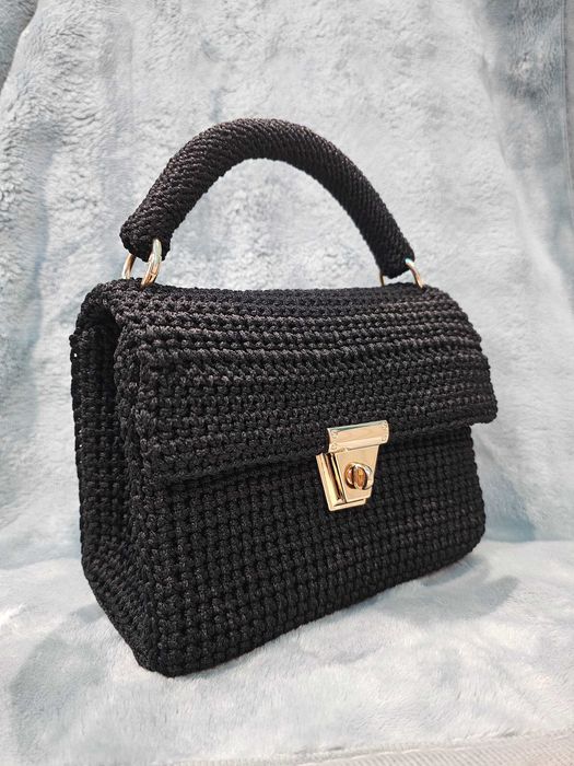 Ръчно плетена чанта