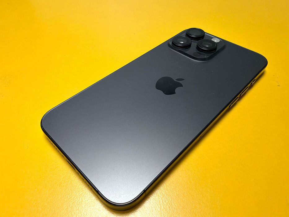 Смартфон Apple iPhone 15 Pro Max 256GB