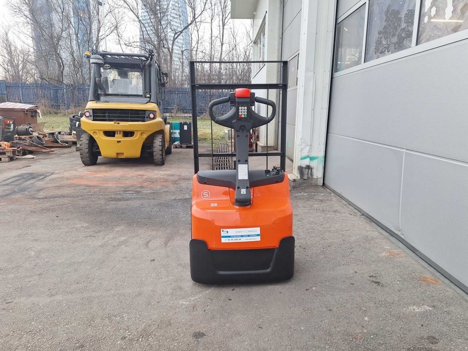 Електрическа палетна количка Toyota LWI160 Li-ION-212 м.ч.