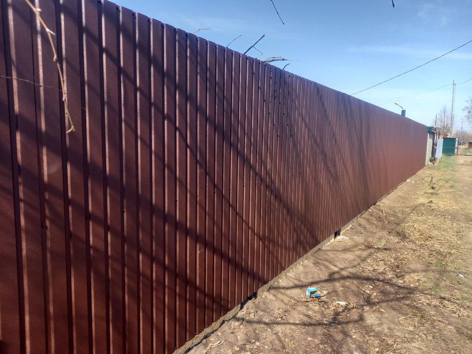 Заборы из проф листа под ключ