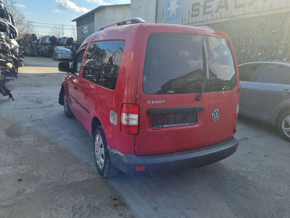 Dezmembrari  VW CADDY 3  2004  > 0000 2.0 SDI Motorina