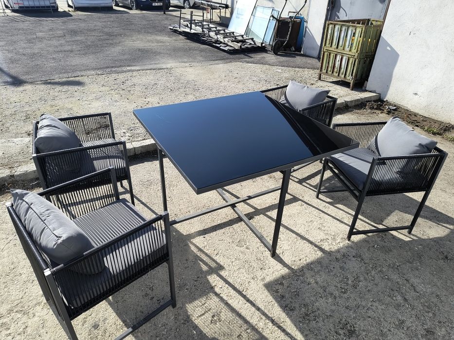 Set masa cu 4 scaune pentru terasa