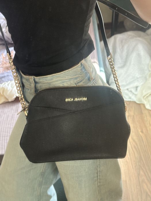 женская черная сумочка Michael Kors