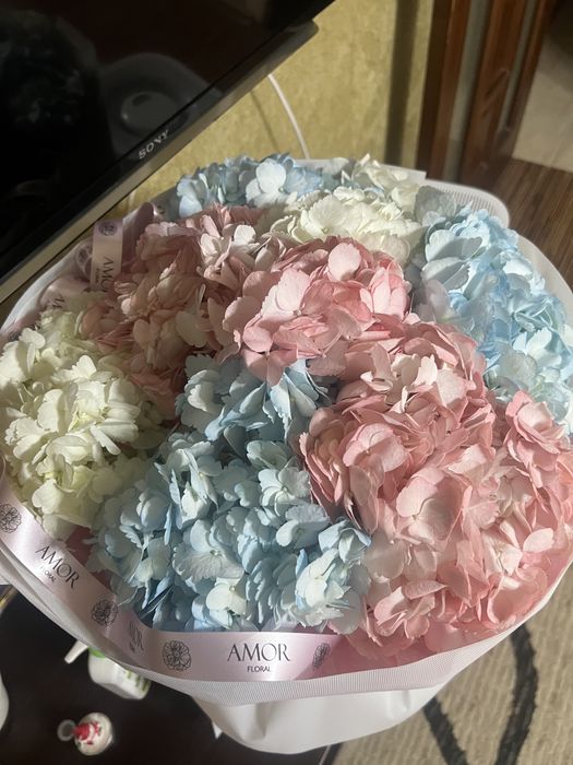 Продам цветы свежые 18000