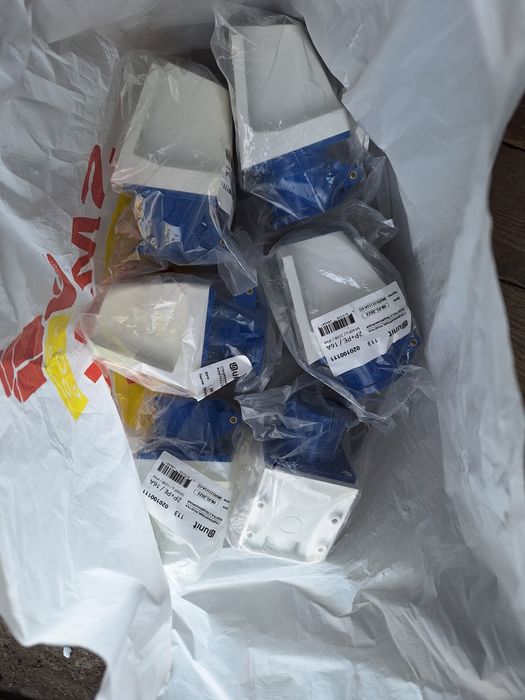 Розетка стационарная