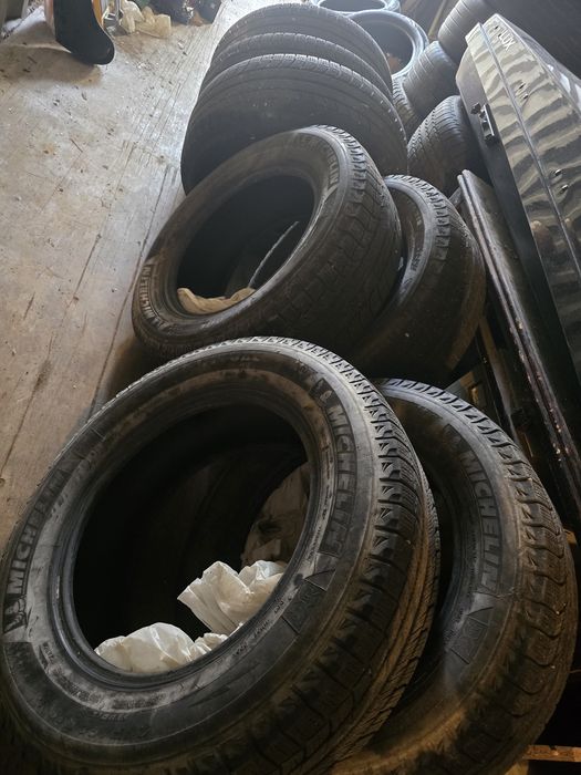 Продам шыны 265,60,18