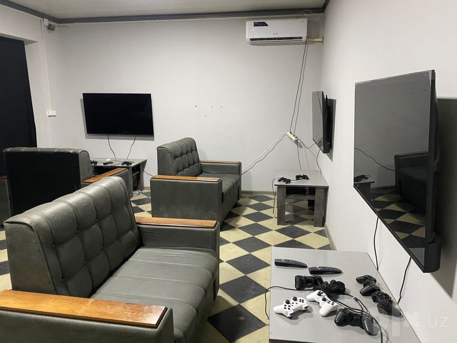 playStation 3 4 ta kamplekt 50 tv 12 ta jostik sotiladi tayyor uyinlar