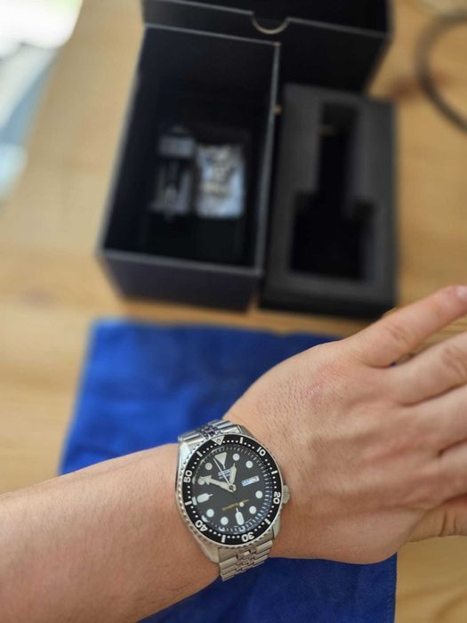 Seiko SKX007J – Diver automat 200m, varianta „Made in Japan"