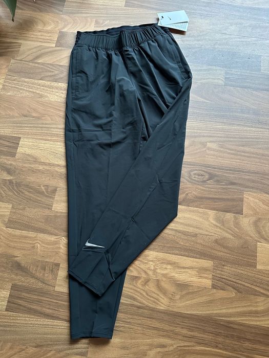 Дамска долница Nike DRI-FIT