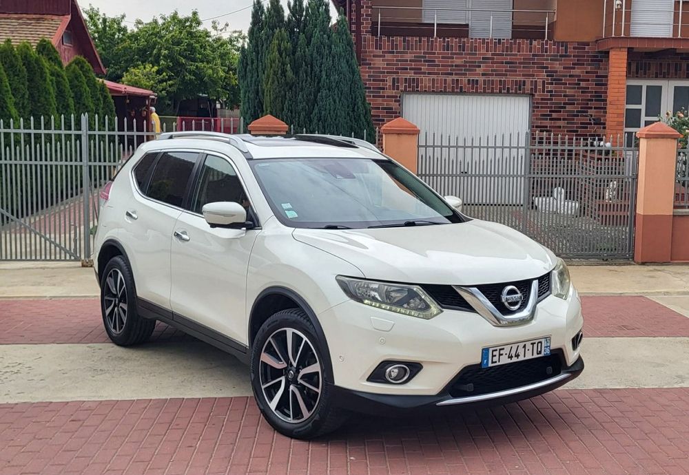 Nissan X-Trail Tekna 1,6Dci 130cp an 2016 euro 6 recent adus in tara
