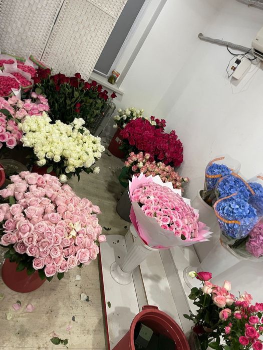 Тюльпаны и розы от 800тг