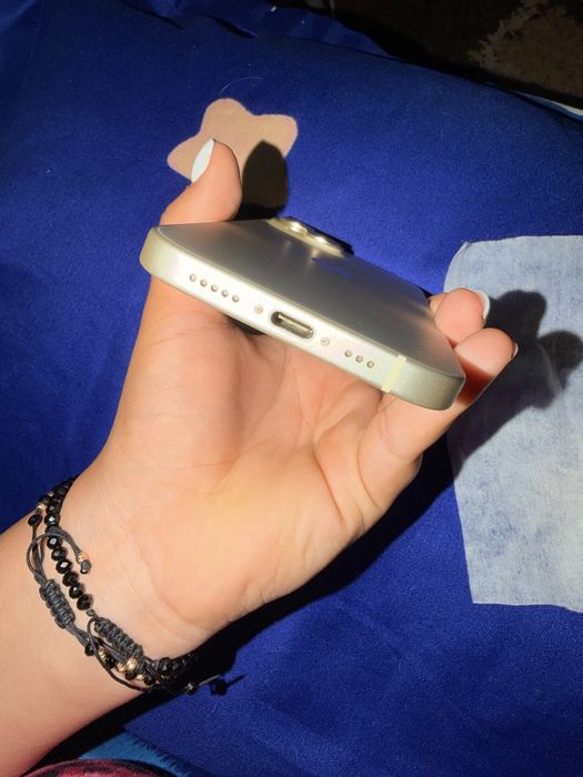 Iphone 15 galben 128gb