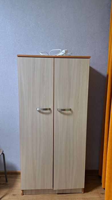 Шкаф размером 160 на 80 см
