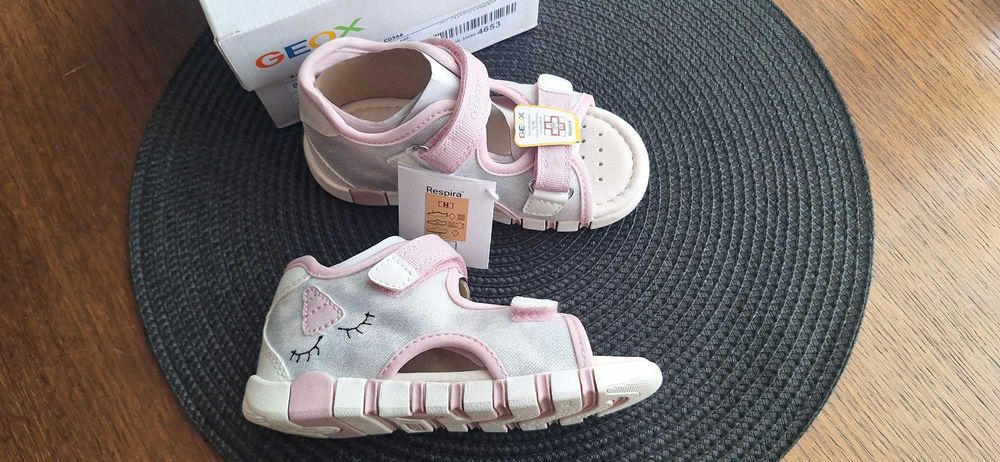 Сандали - чисто нови - Biomecanics, Geox, Superfit - н. 25