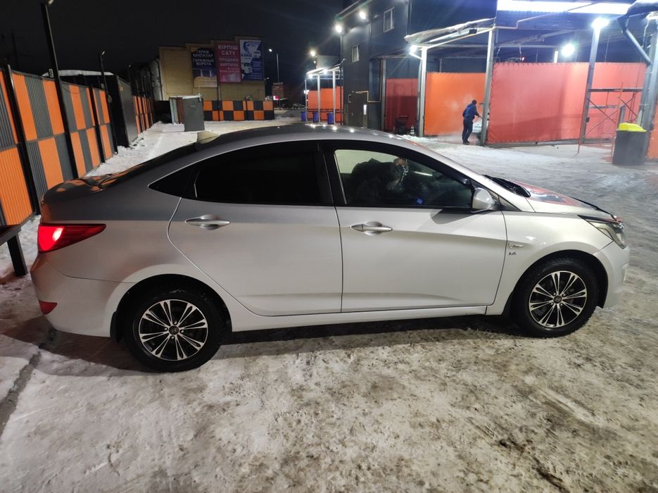 Продам Hyundai accent 2015