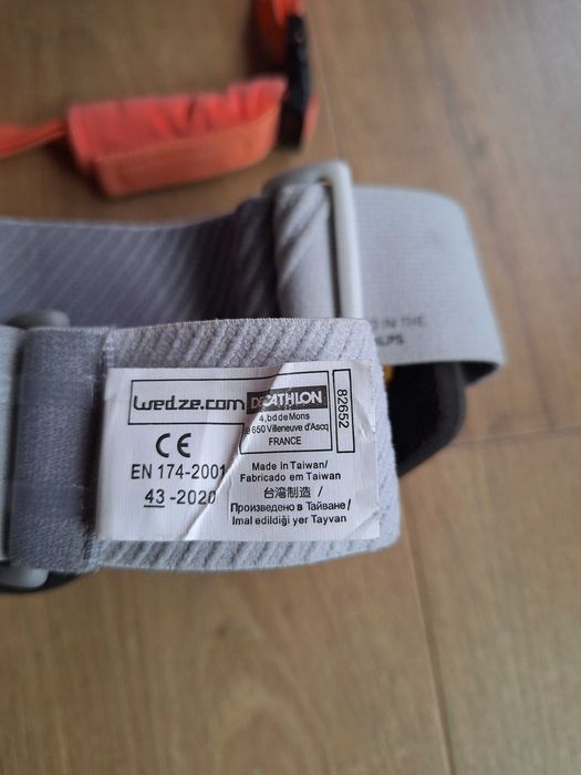 Ски/сноуборд каска и маска за момиче