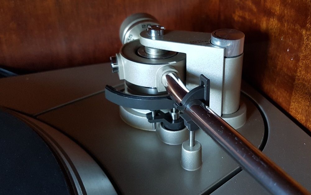 Pickup Pioneer PL-600 direct drive, full auto, cu suspensie