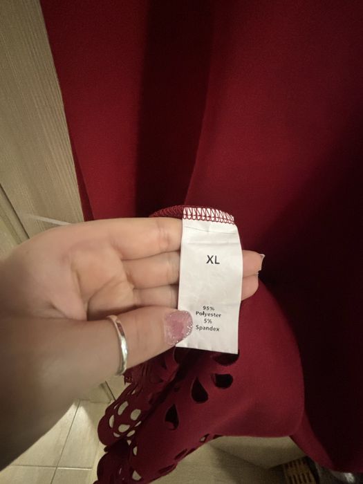 Рокля червена, асиметрична XL