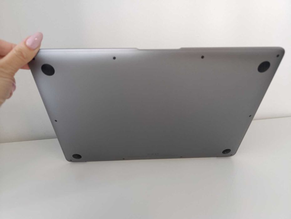Apple MacBook Air M1 13.3" | 8GB RAM | 256GB SSD | 2020