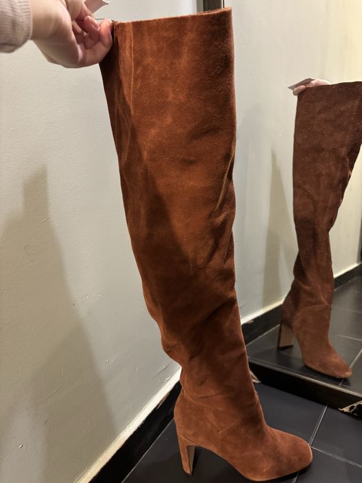 Чизми от естествен велур