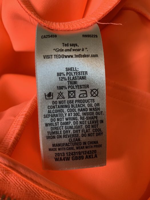 Намалена до 29.10!! Рокля Ted Baker, размер XS