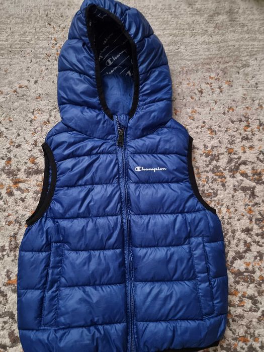 ЛОТ 4 г блузи, яке, грейка Champion, chicco и др