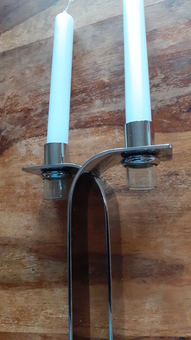 метален свещник, стабилен масивен и лъскав хром метал, за 2 свещи