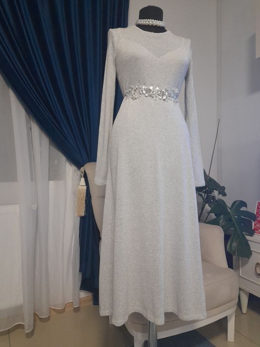 Rochie lunga de cocktail Zara cu sclipici argintiu mărimea S