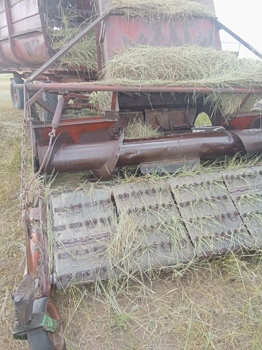 Продам подборщик тайфун