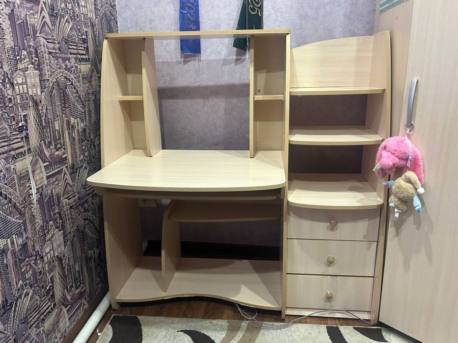 Компьютерный стол