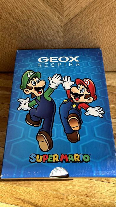 Светещи сандали Geox J250QA '34номер