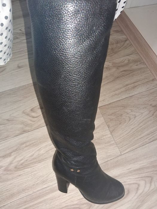 Продам зимние сапоги