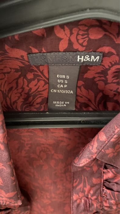Рубашка размер S фирма H&M