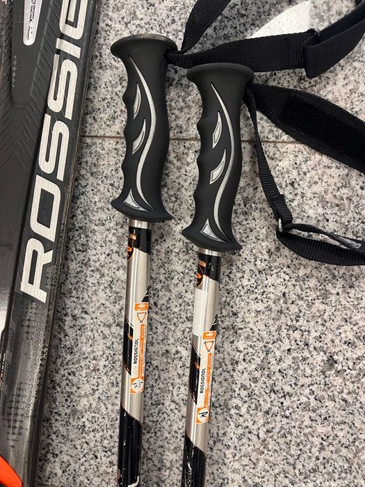 Ски , щеки, ски обувки, каски за деца/жени ЦЕНА ЗА ВСИЧКО