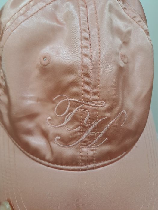 Шапка Tommy Hilfiger и друга