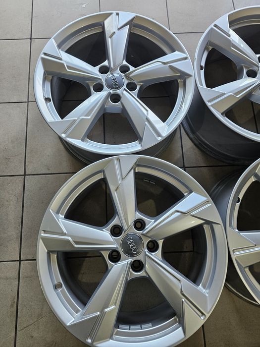 Jante 5x112 Audi R18"