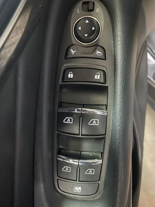 Продам Инфинити Срочно