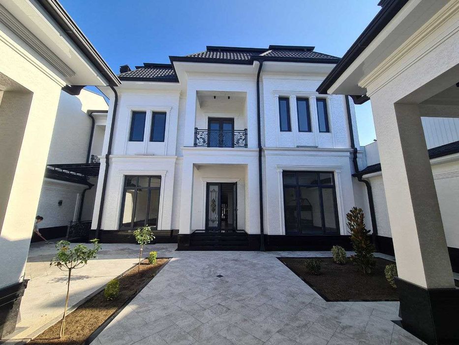 Евродом на Циолковского с бассейном и сауной